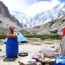 【NEWS】アルパインクライマー佐藤裕介さんがパキスタンの遠征について語る！ トークイベント「パキスタン　チャラクサ氷河クライミングツアー2022」が４月７日に開催