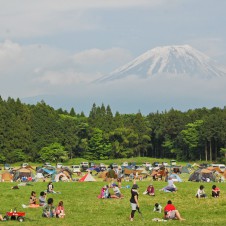 福島の子どもたちに原っぱで遊んでもらいたい。青空キャンプでパトロン（支援者）募集中！