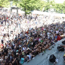 海を愛する人、集まれ！　海の環境保護をめざしたフリーフェスが代々木公園で開催。