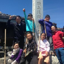 東京駅を徒歩でスタートした子どもたち。ついに富士山頂へ！（最終レポート）