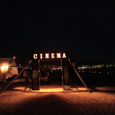 入場無料！ 移動映画館「CINEMA CARAVAN」が、19日より東京国際映画祭に登場