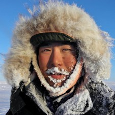 無補給単独徒歩で北極点をめざす探検家・荻田泰永が補給を求めた！