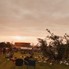 北陸新幹線で2時間あまり。富山黒部のホットフィールドが近くなった。