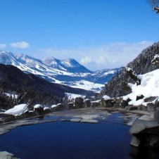 「雪景色の素晴らしい温泉 東日本の部」で第1位の温泉