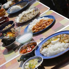 2月15日まで！ 人気イベント「アウトドアカレー対決」の優勝カレーが期間限定で食べられる！