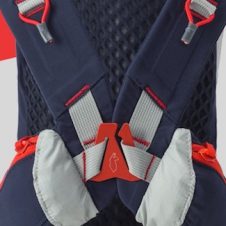 【海外】なるほど、このストラップなら快適かも！ 揺れを防いで快適に走れる「Veloz Hydration Pack」