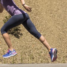 HOKA ONE ONEのBONDI 5とCLIFTON 4にワクワクさせてくれる新色が追加になりました