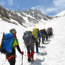 【5月25・26日】残雪の後立山連峰が呼んでいる！ 登山シーズンの幕開けは白馬村主催の開山祭へ。