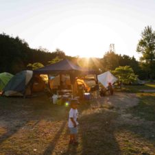 自然の中でゆっくりし、音楽に元気をもらう2日間を。岐阜のキャンプ場でRAINBOW CHILD 2020が10月初旬に開催。