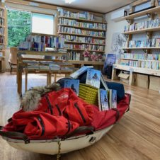 北極冒険家の荻田泰永さんがオープンした「冒険研究所書店」が楽しすぎる