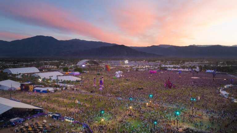 世界最高峰のフェス＝コーチェラに行きたくないか？